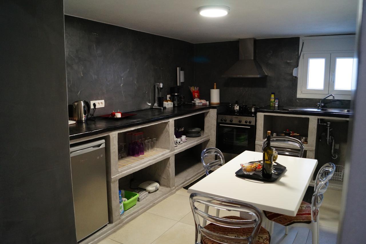 ثيرا Elysium Residence المظهر الخارجي الصورة